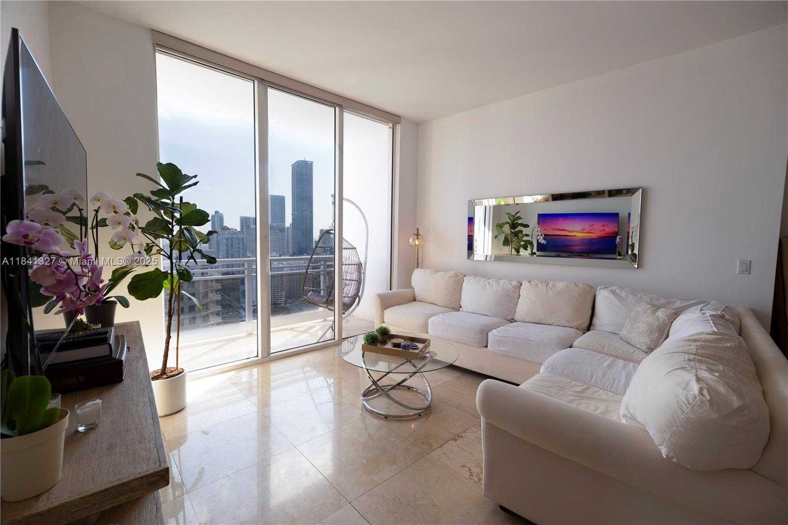 Small Image of 901 BRICKELL KEY BLVD #3301, Miami Number 3