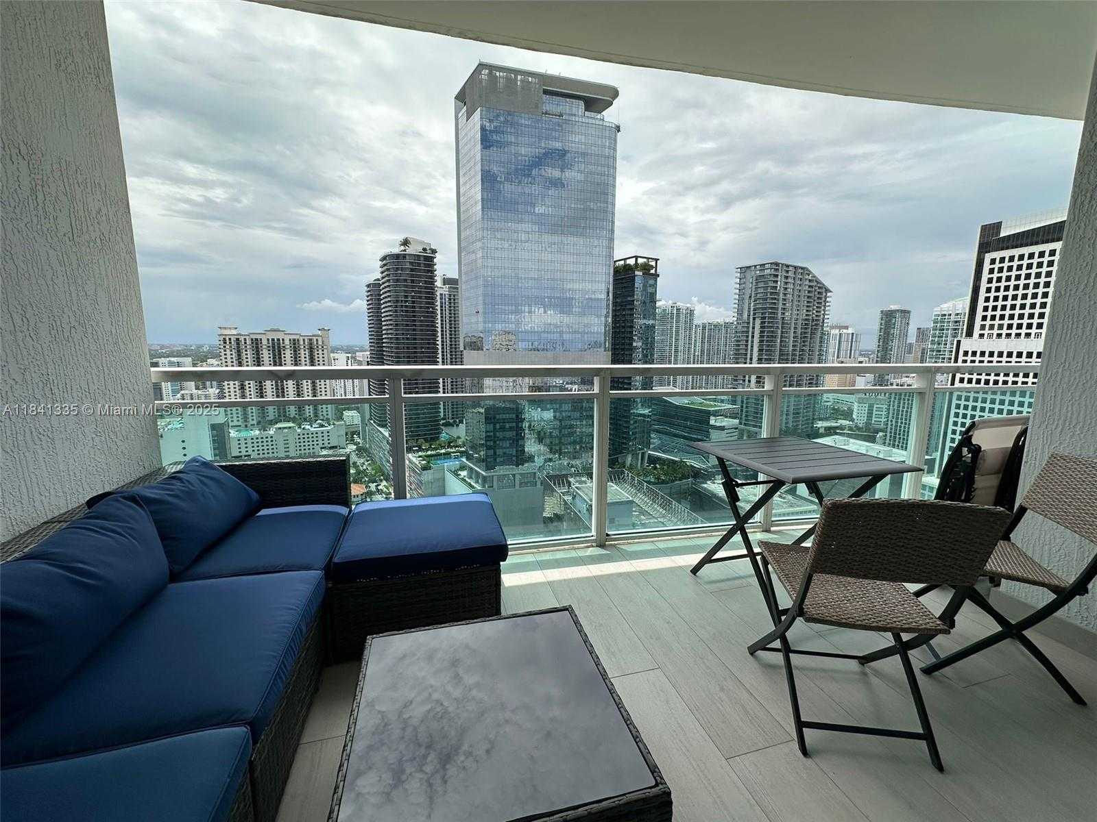Small Image of 950 BRICKELL BAY DR #3500, Miami Number 7