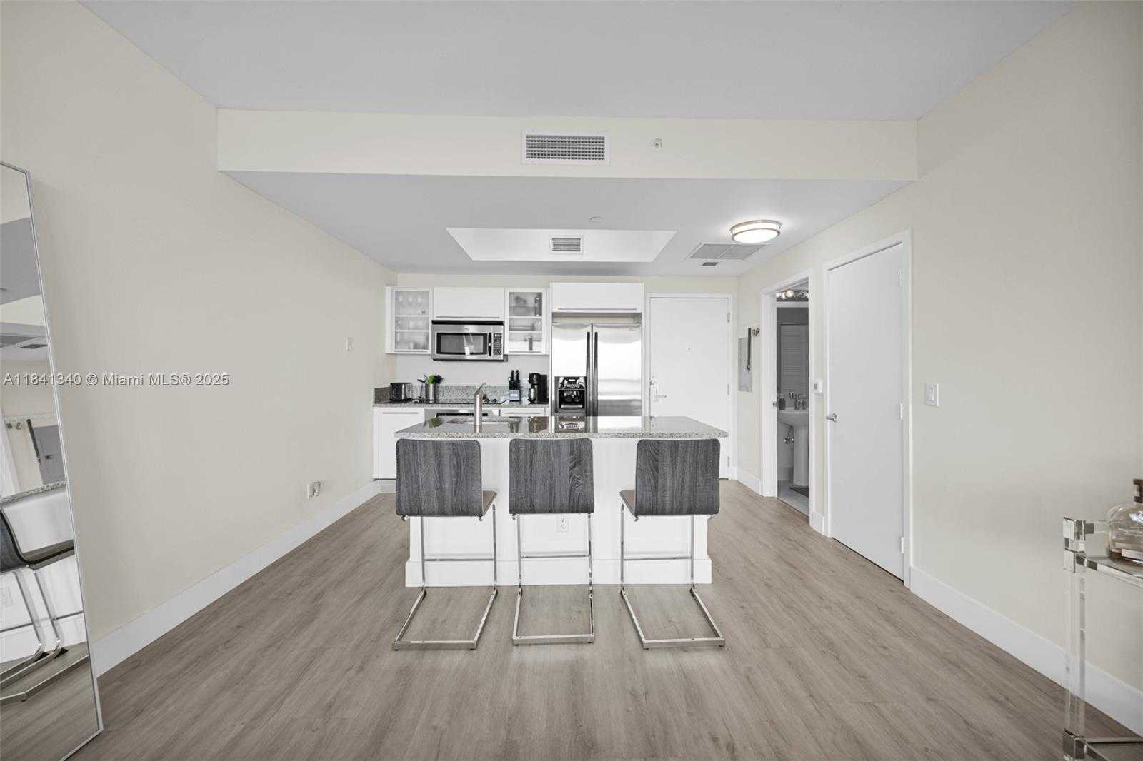 Small Image of 888 BISCAYNE BLVD #4102, Miami Number 11