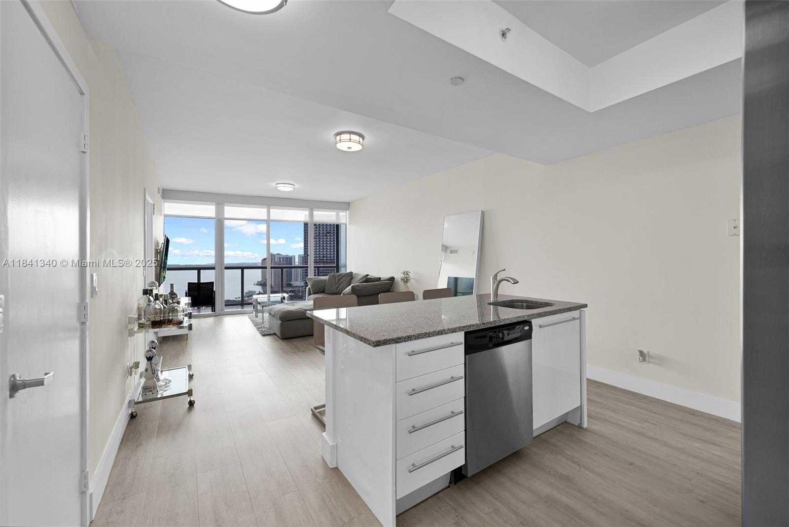 Small Image of 888 BISCAYNE BLVD #4102, Miami Number 9