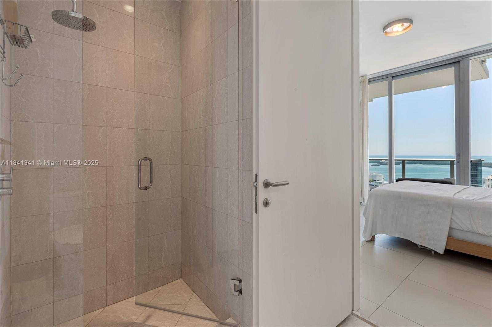 Small Image of 200 BISCAYNE BOULEVARD WAY #4907, Miami Number 17
