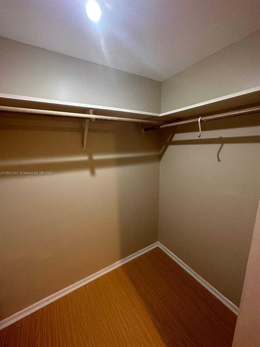 Small Image of 16710 NORTH EAST 9TH AVE #207, North Miami Beach Number 19
