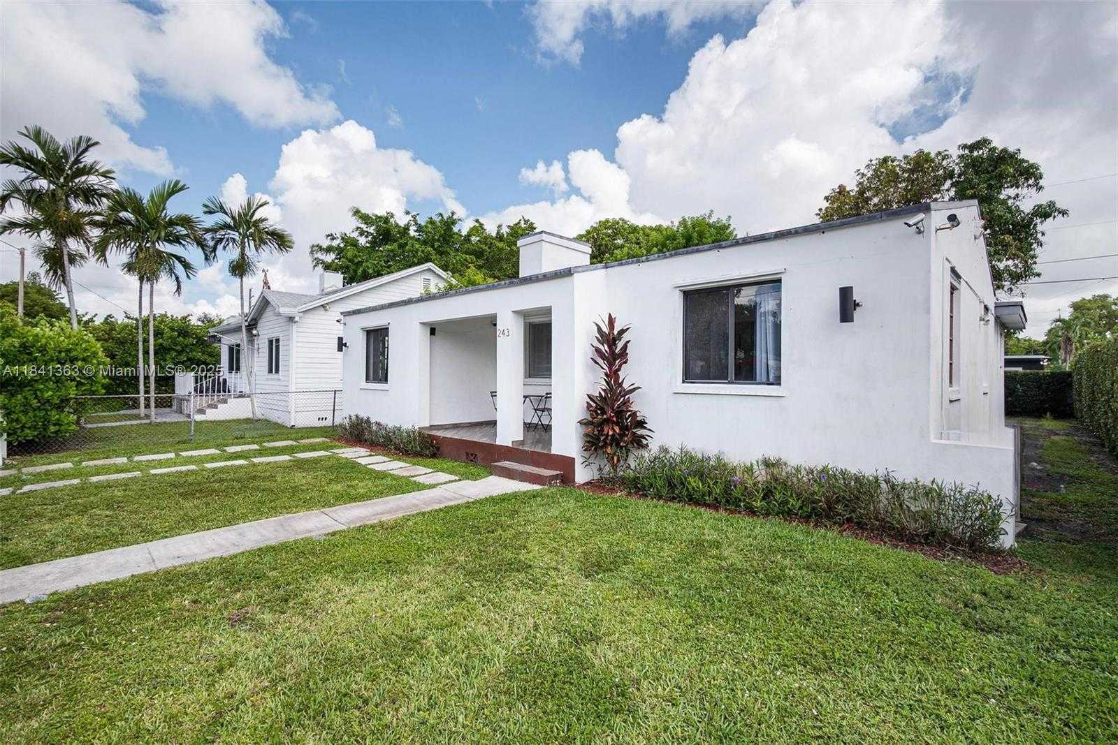Small Image of 243 NORTH WEST 44TH ST, Miami Number 16