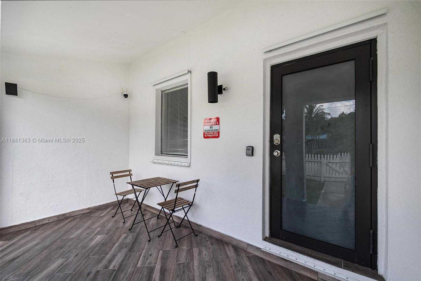 Small Image of 243 NORTH WEST 44TH ST, Miami Number 20