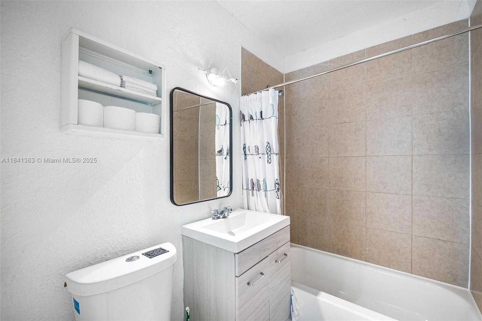 Small Image of 243 NORTH WEST 44TH ST, Miami Number 28
