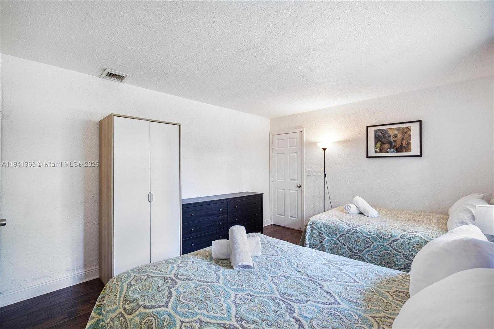 Small Image of 243 NORTH WEST 44TH ST, Miami Number 29