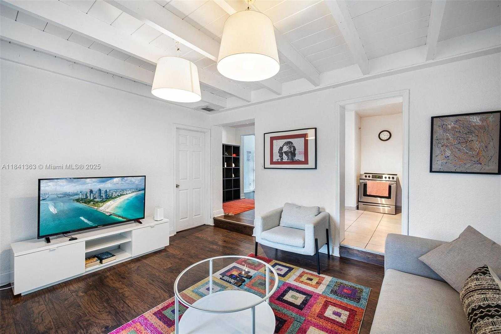 Small Image of 243 NORTH WEST 44TH ST, Miami Number 5