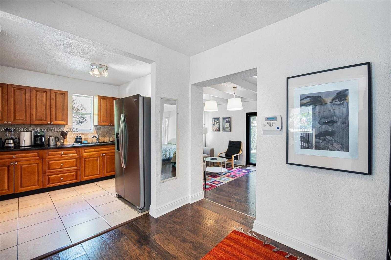 Small Image of 243 NORTH WEST 44TH ST, Miami Number 7