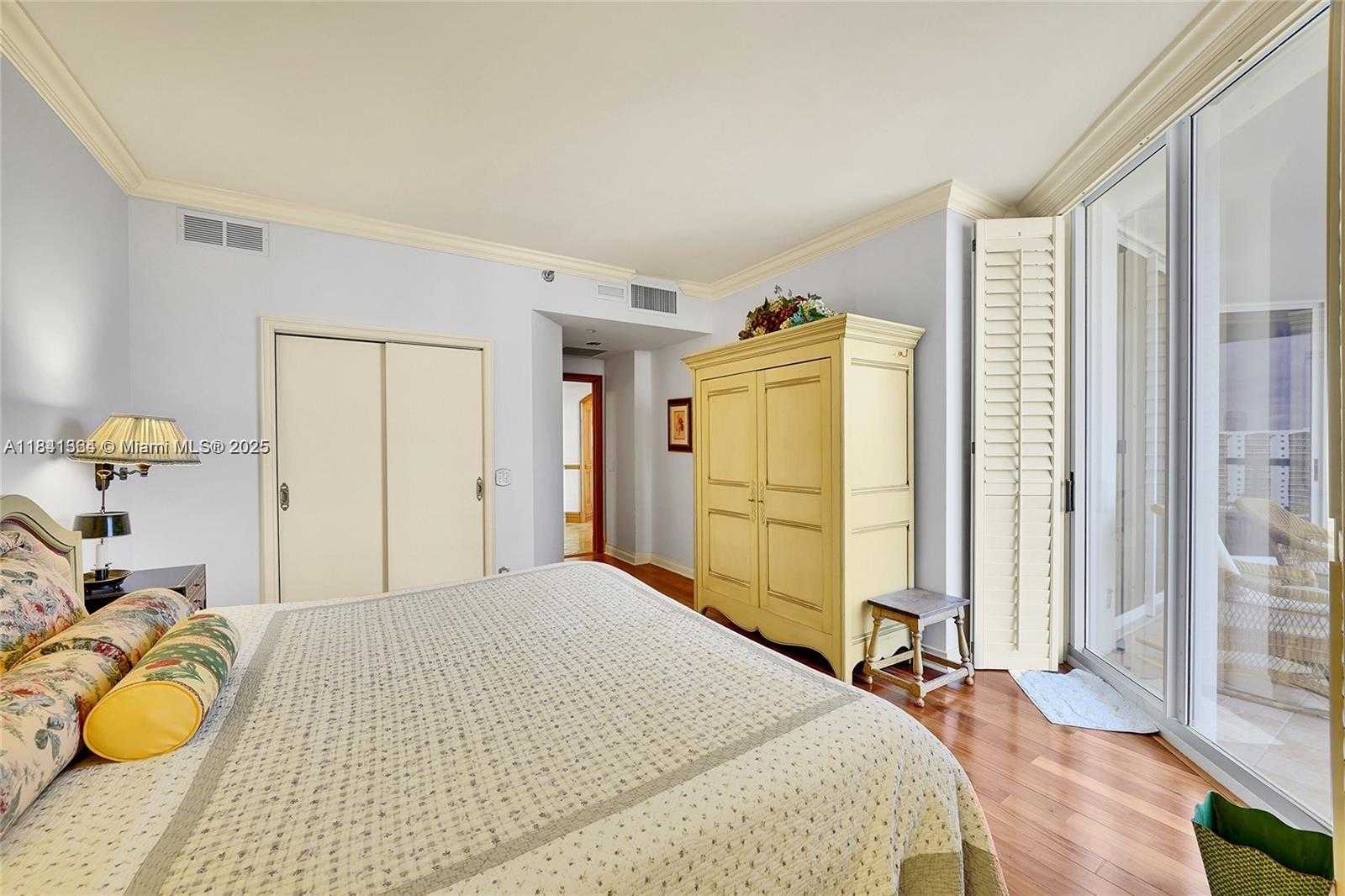Small Image of 21150 POINT PL #1804, Aventura Number 21