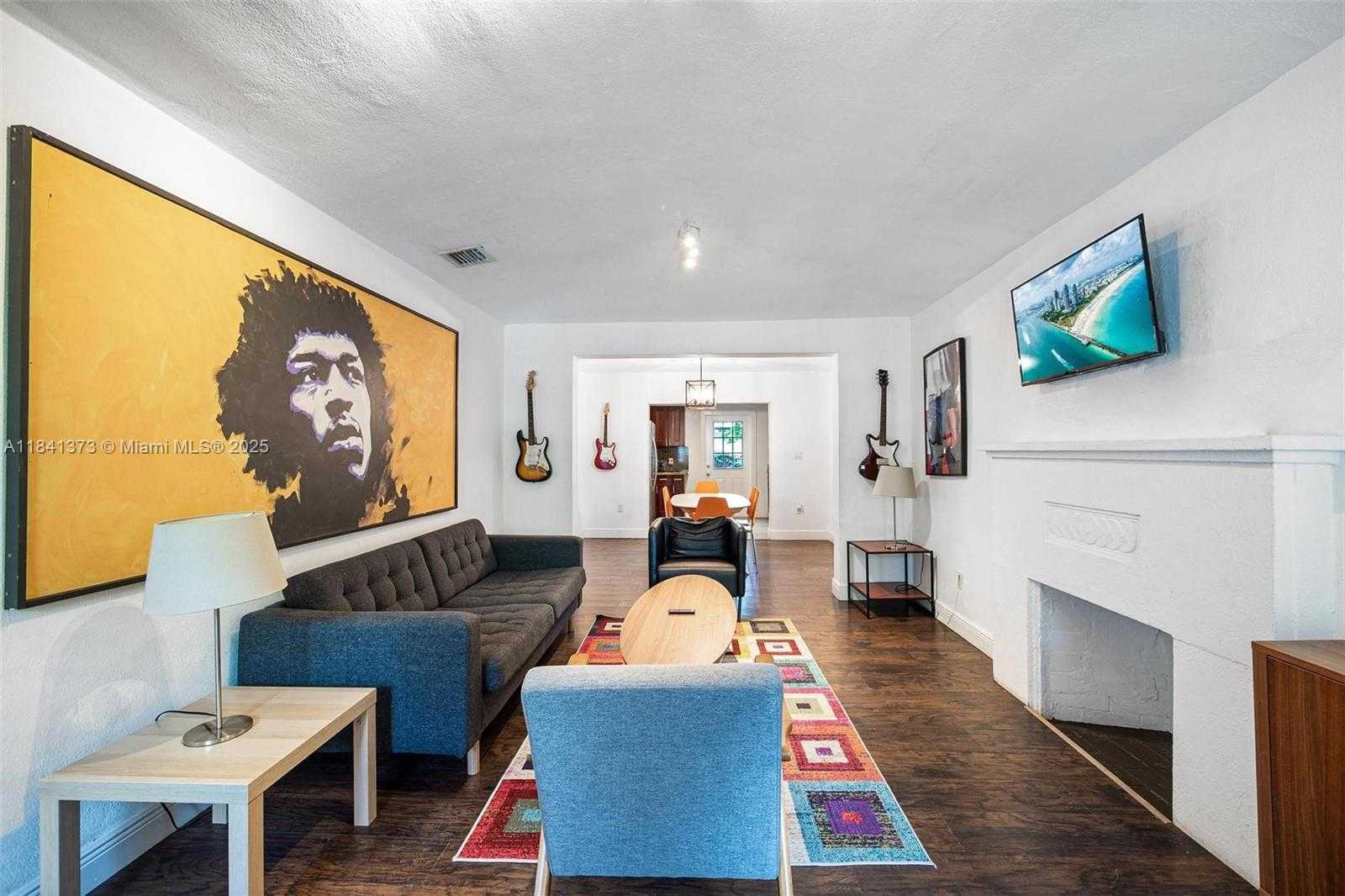 Small Image of 154 NORTH WEST 45TH ST, Miami Number 2