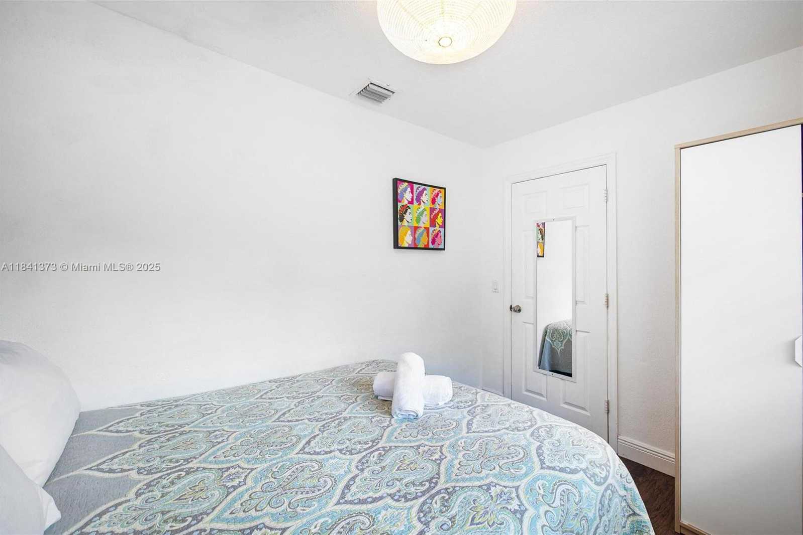 Small Image of 154 NORTH WEST 45TH ST, Miami Number 20