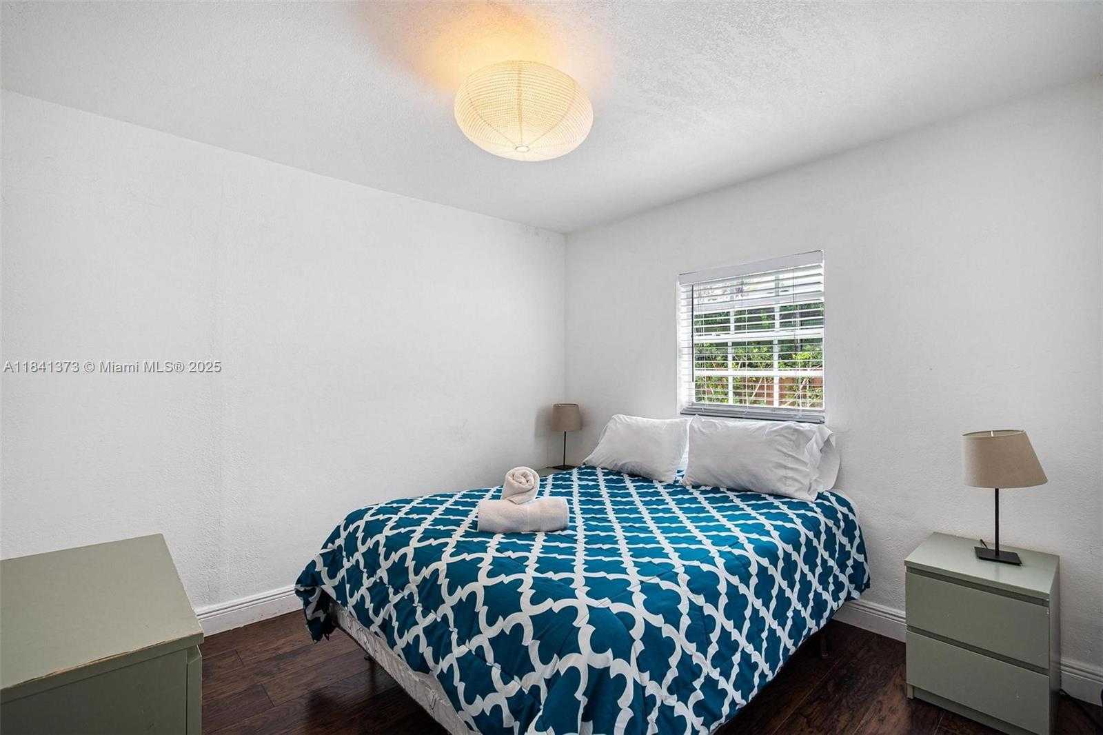 Small Image of 154 NORTH WEST 45TH ST, Miami Number 21