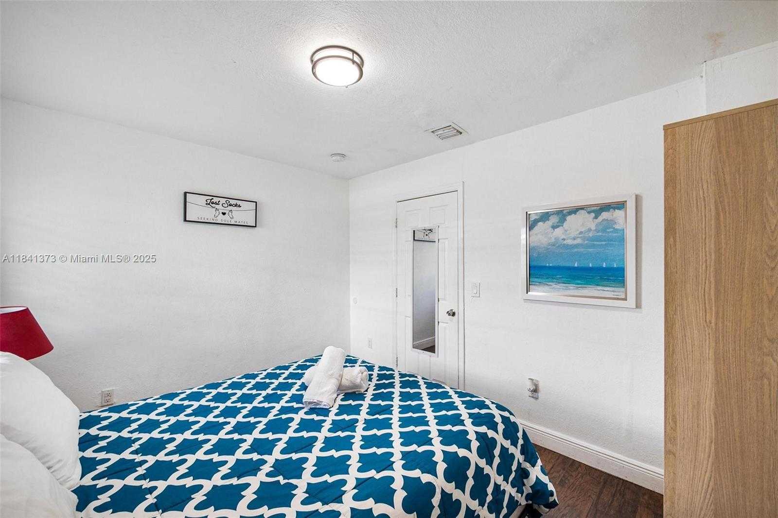 Small Image of 154 NORTH WEST 45TH ST, Miami Number 24