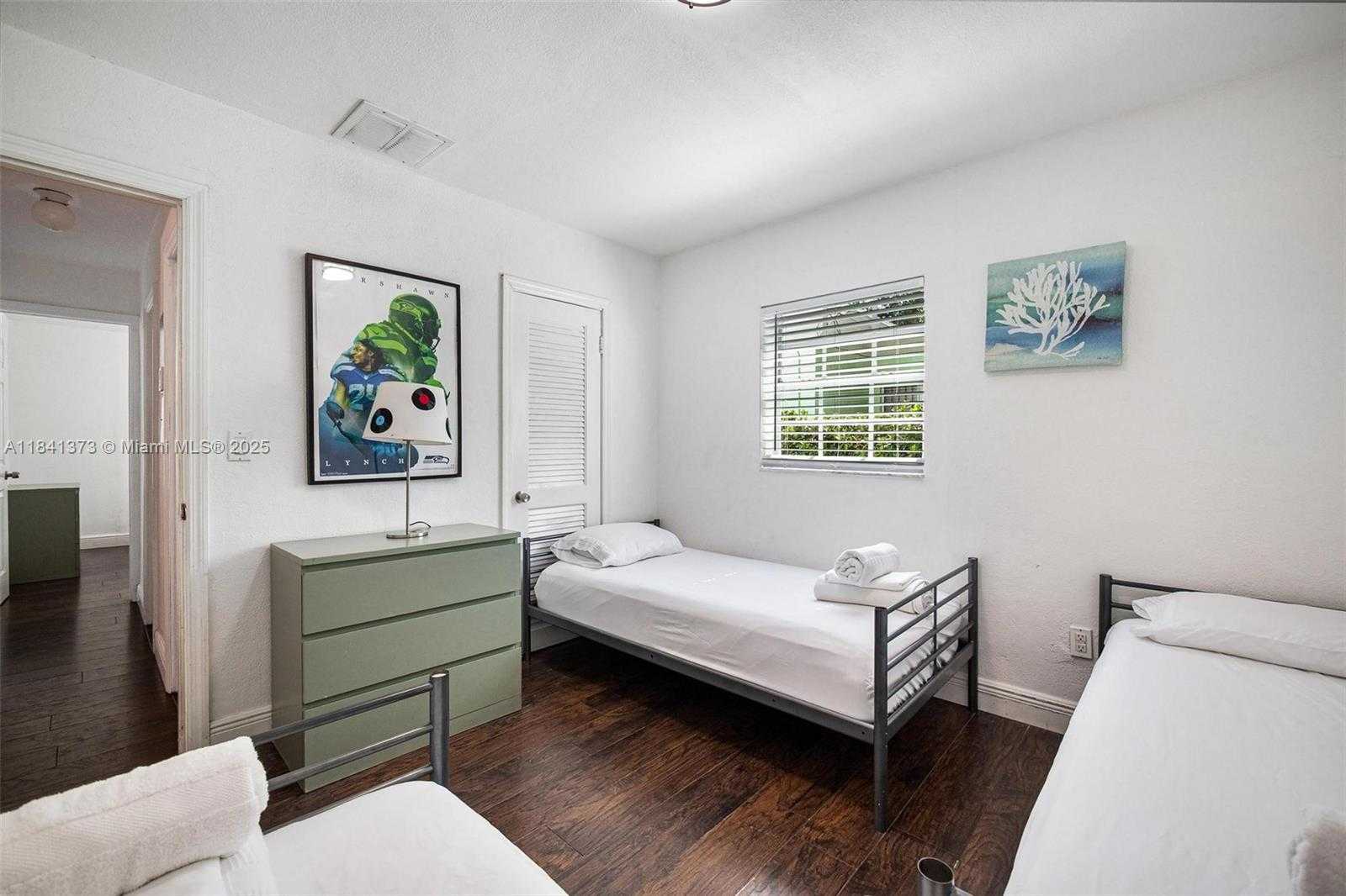 Small Image of 154 NORTH WEST 45TH ST, Miami Number 27