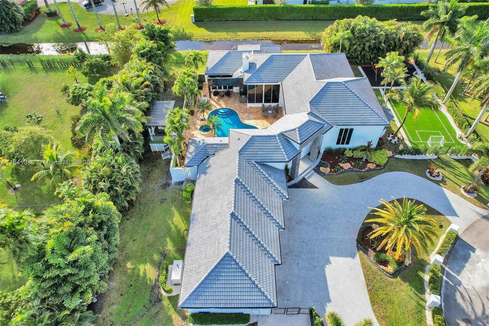 Small Image of 11400 NORTH WEST 7TH ST, Plantation Number 12