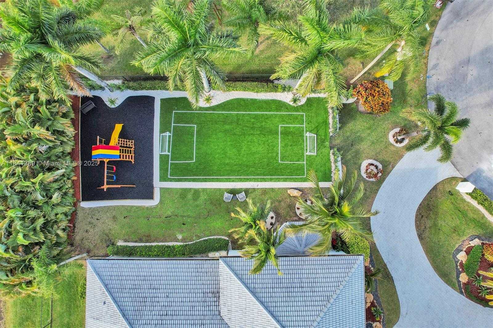 Small Image of 11400 NORTH WEST 7TH ST, Plantation Number 16