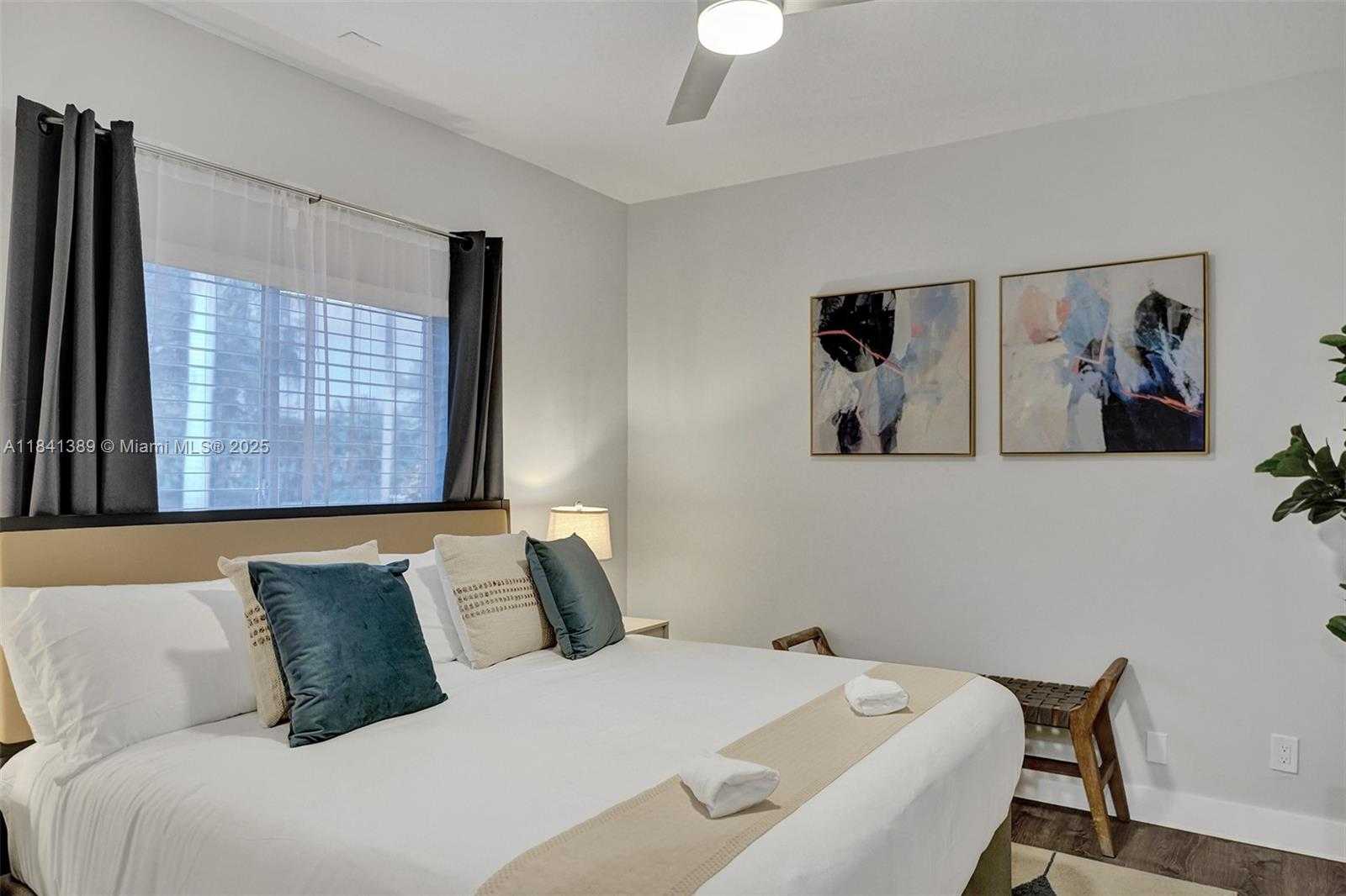 Small Image of 11400 NORTH WEST 7TH ST, Plantation Number 49