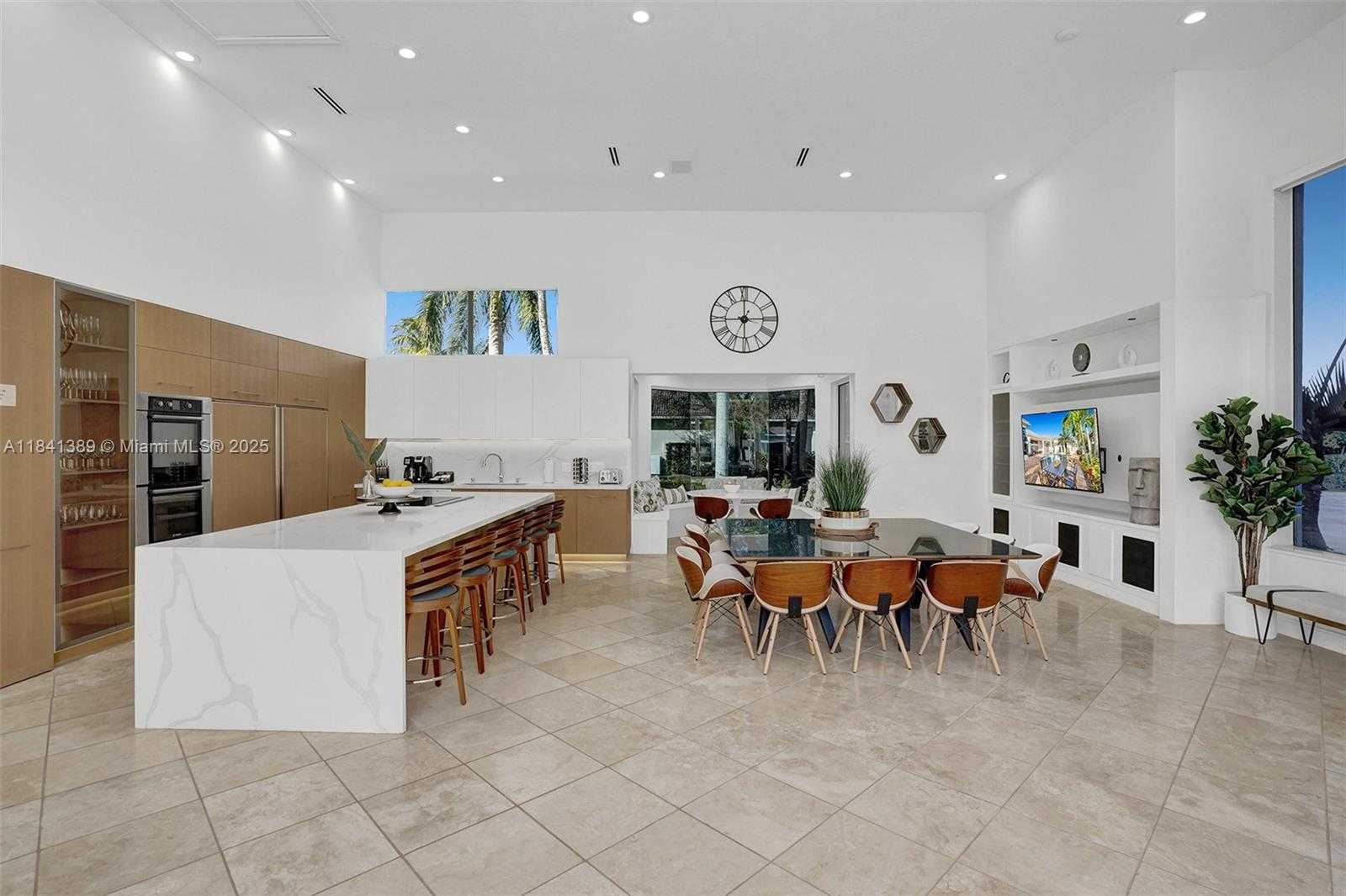 Small Image of 11400 NORTH WEST 7TH ST, Plantation Number 74