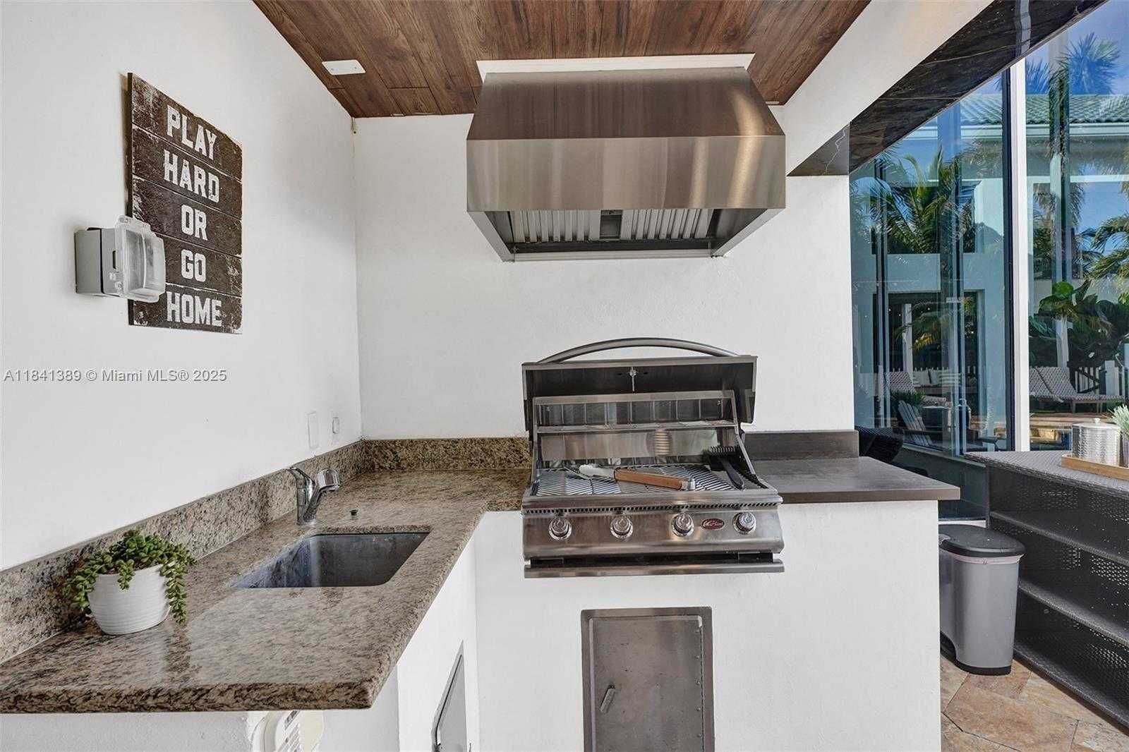 Small Image of 11400 NORTH WEST 7TH ST, Plantation Number 87