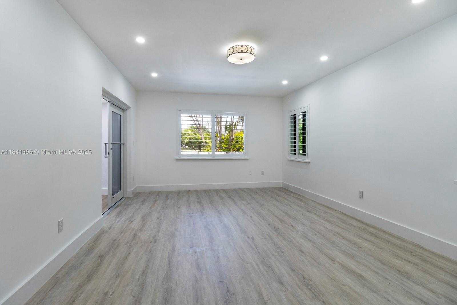 Small Image of 1251 CAMPO SANO AVE, Coral Gables Number 13