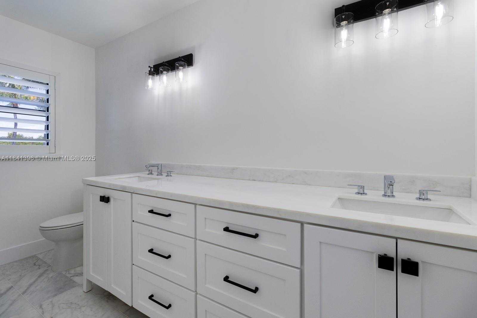 Small Image of 1251 CAMPO SANO AVE, Coral Gables Number 20