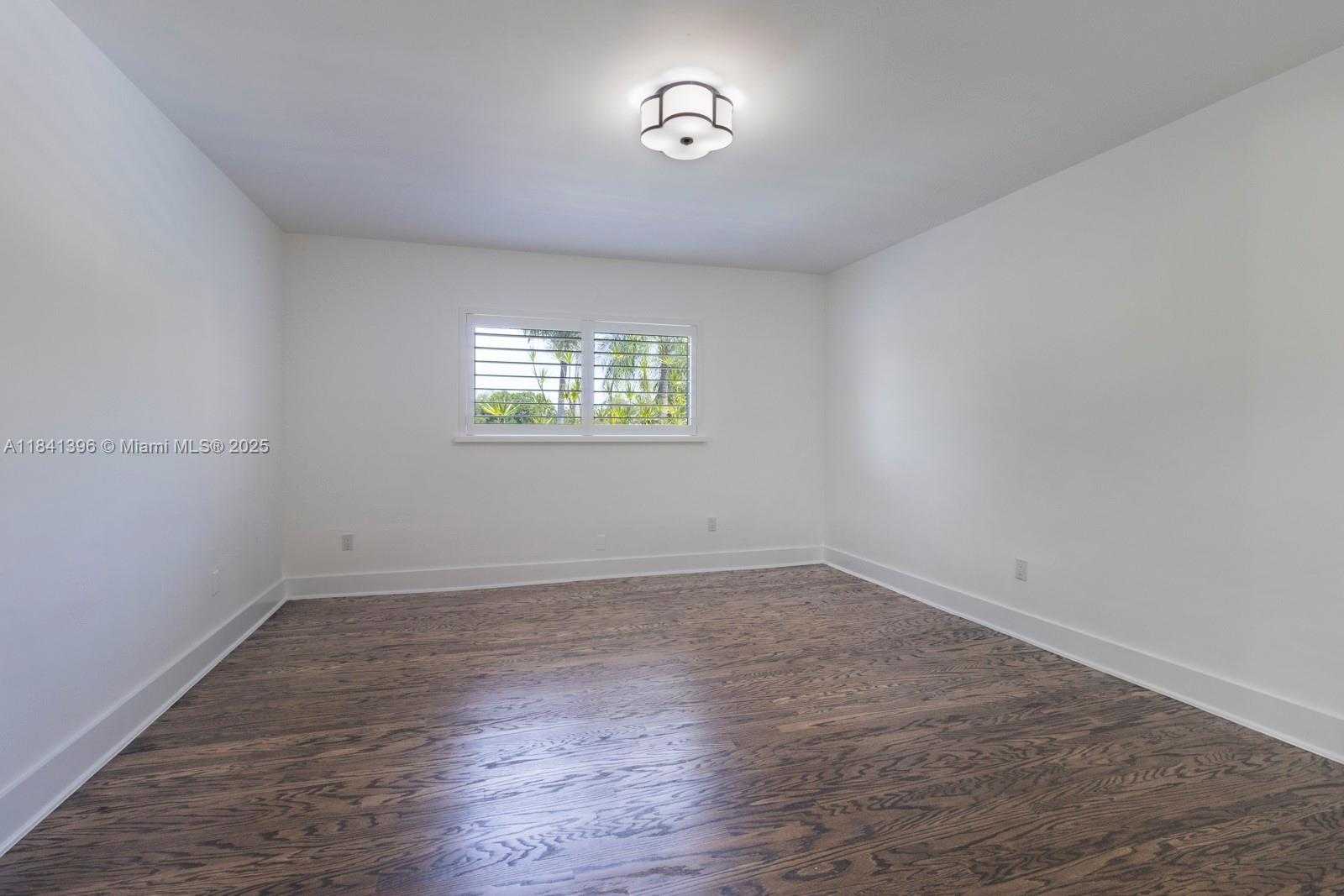 Small Image of 1251 CAMPO SANO AVE, Coral Gables Number 21