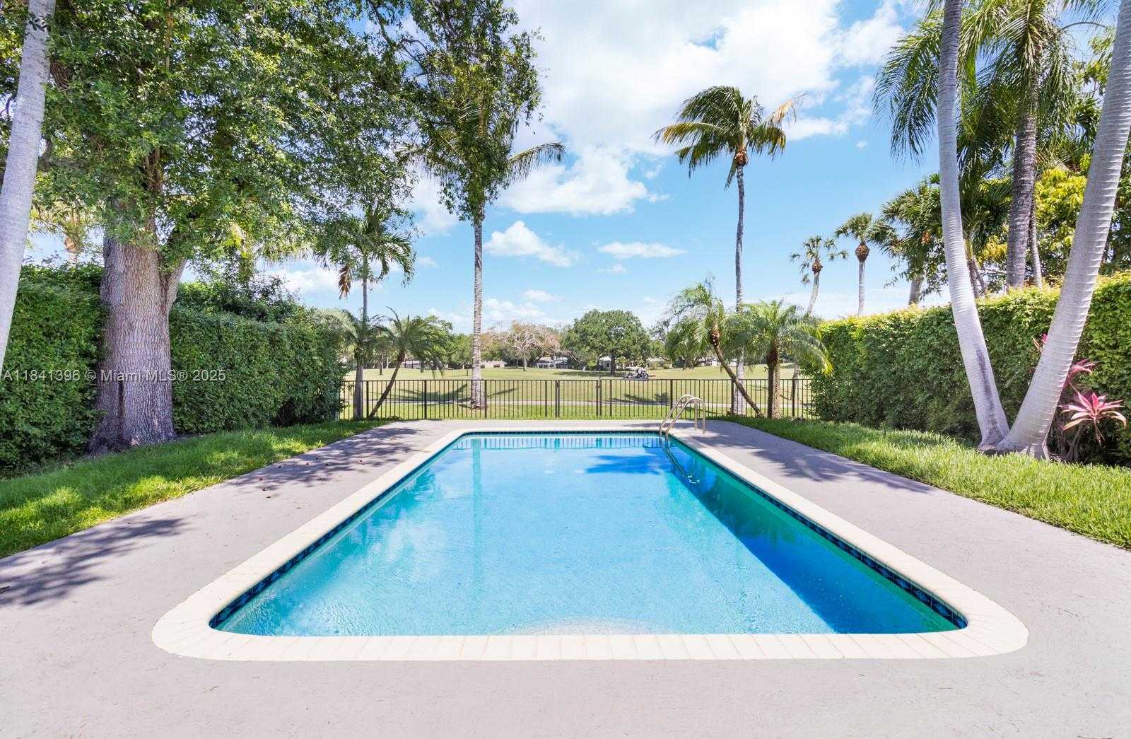 Small Image of 1251 CAMPO SANO AVE, Coral Gables Number 4