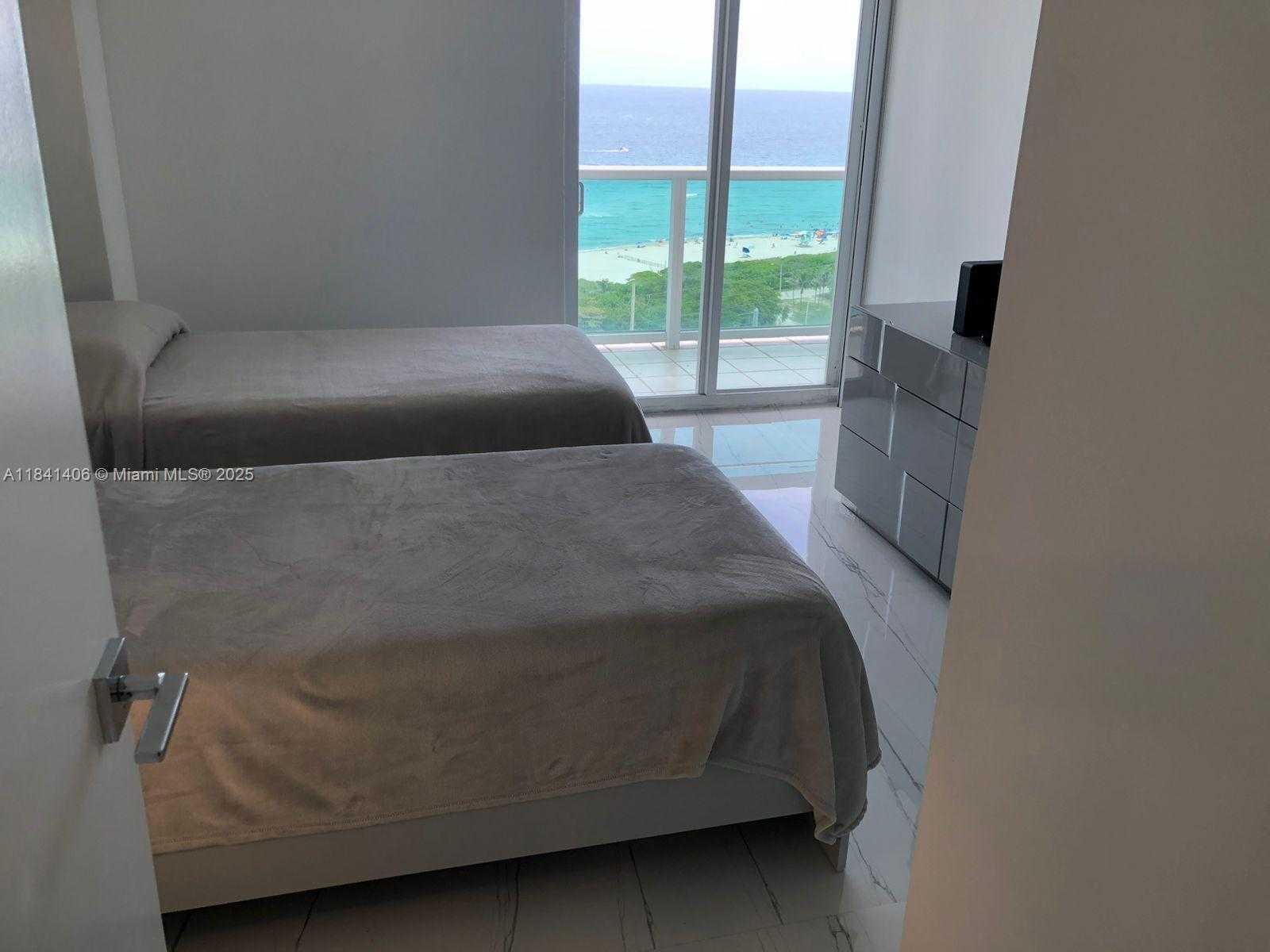 Small Image of 100 BAYVIEW DR #1908, Sunny Isles Beach Number 20