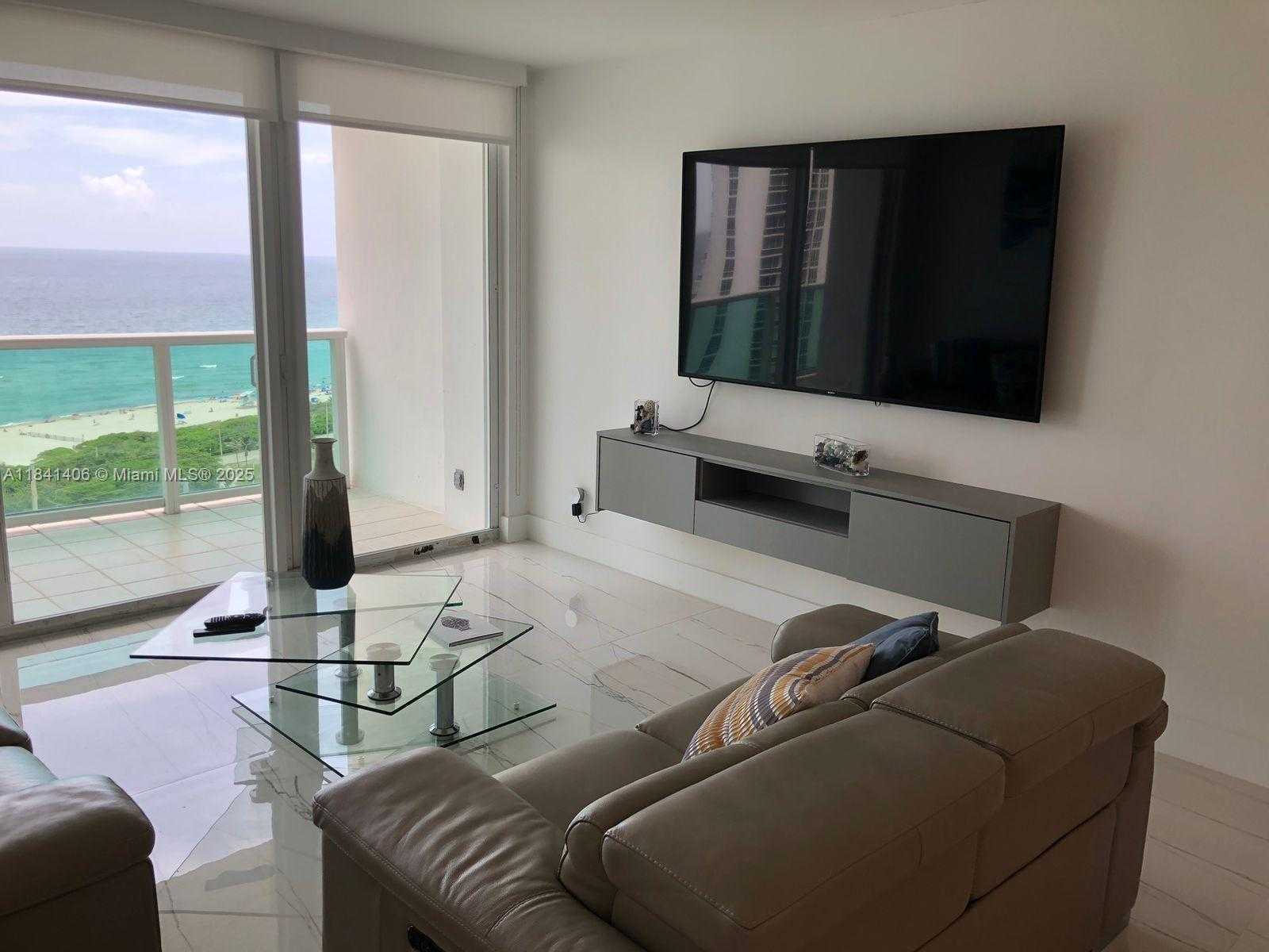 Small Image of 100 BAYVIEW DR #1908, Sunny Isles Beach Number 5