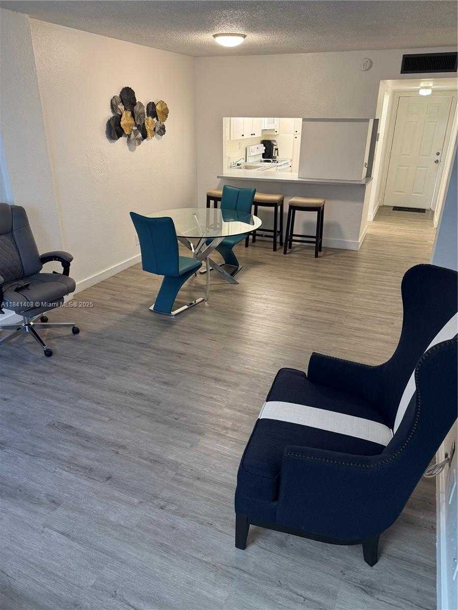 Small Image of 2903 NORTH MIAMI BEACH BLVD #206, North Miami Beach Number 2