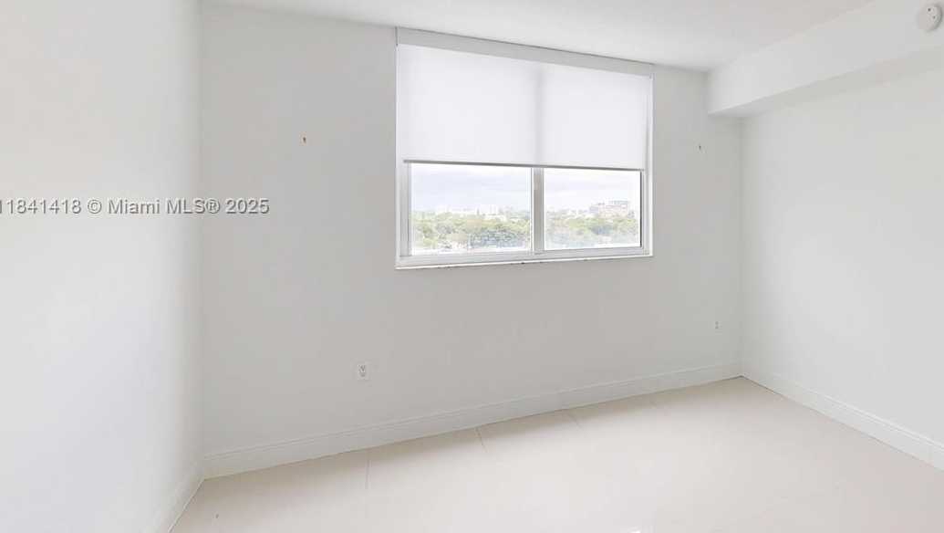 Small Image of 1861 NORTH WEST S RIVER DR #905, Miami Number 10