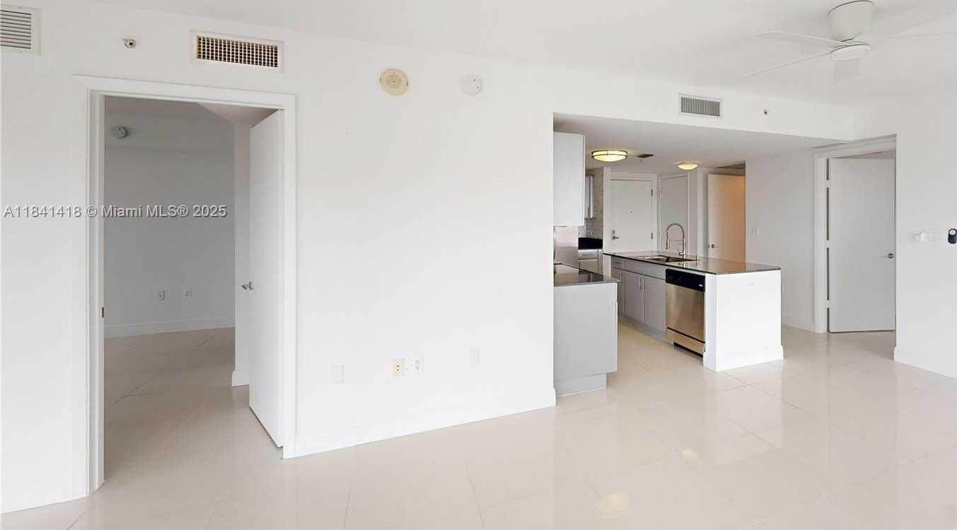 Small Image of 1861 NORTH WEST S RIVER DR #905, Miami Number 7