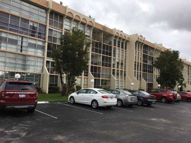 Small Image of 601 THREE ISLANDS BLVD #204, Hallandale Beach Number 15