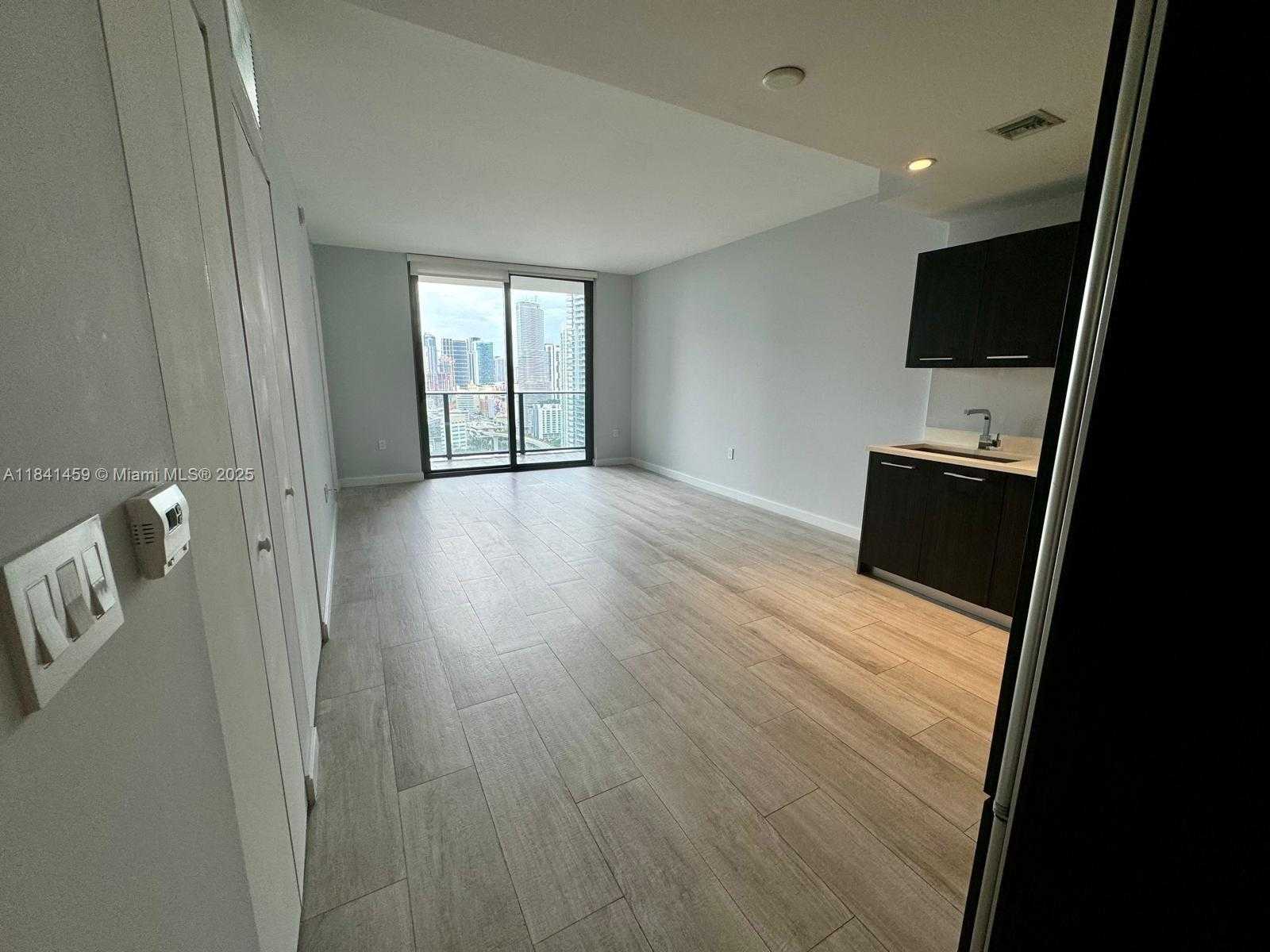 Small Image of 45 SOUTH WEST 9TH STREET #2610, Miami Number 13