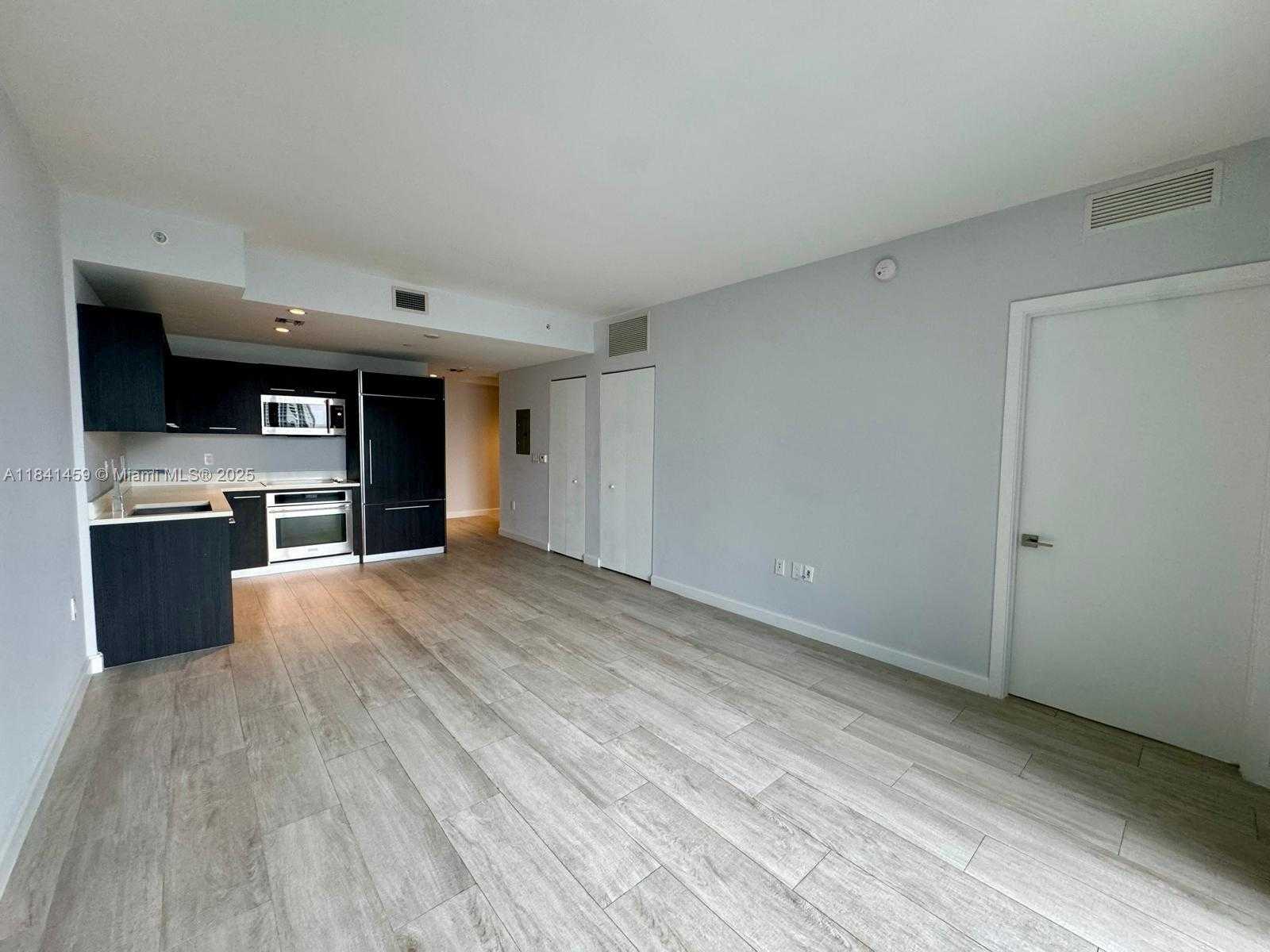 Small Image of 45 SOUTH WEST 9TH STREET #2610, Miami Number 15
