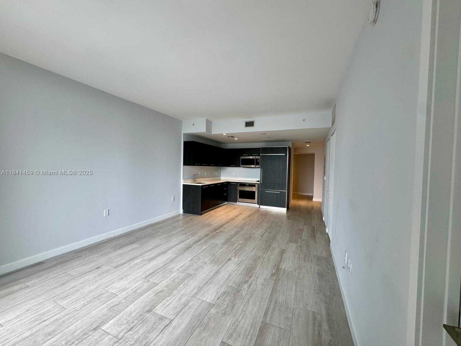 Small Image of 45 SOUTH WEST 9TH STREET #2610, Miami Number 16