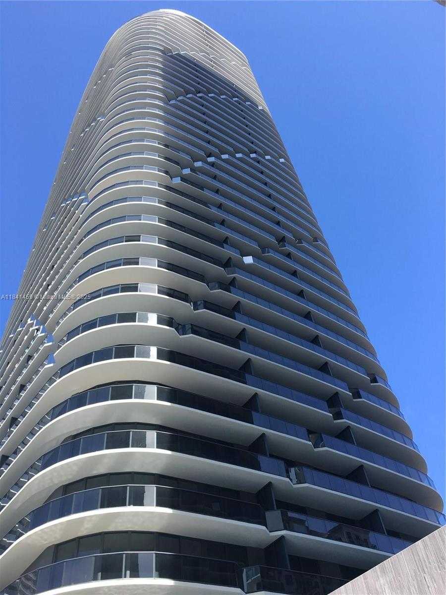 Small Image of 45 SOUTH WEST 9TH STREET #2610, Miami Number 2