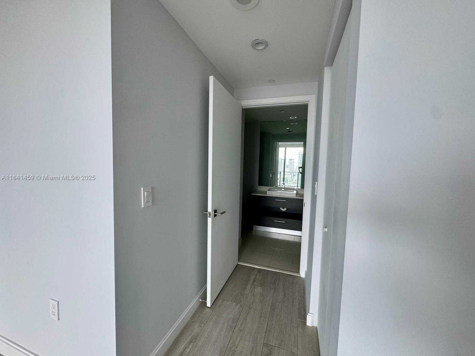 Small Image of 45 SOUTH WEST 9TH STREET #2610, Miami Number 24