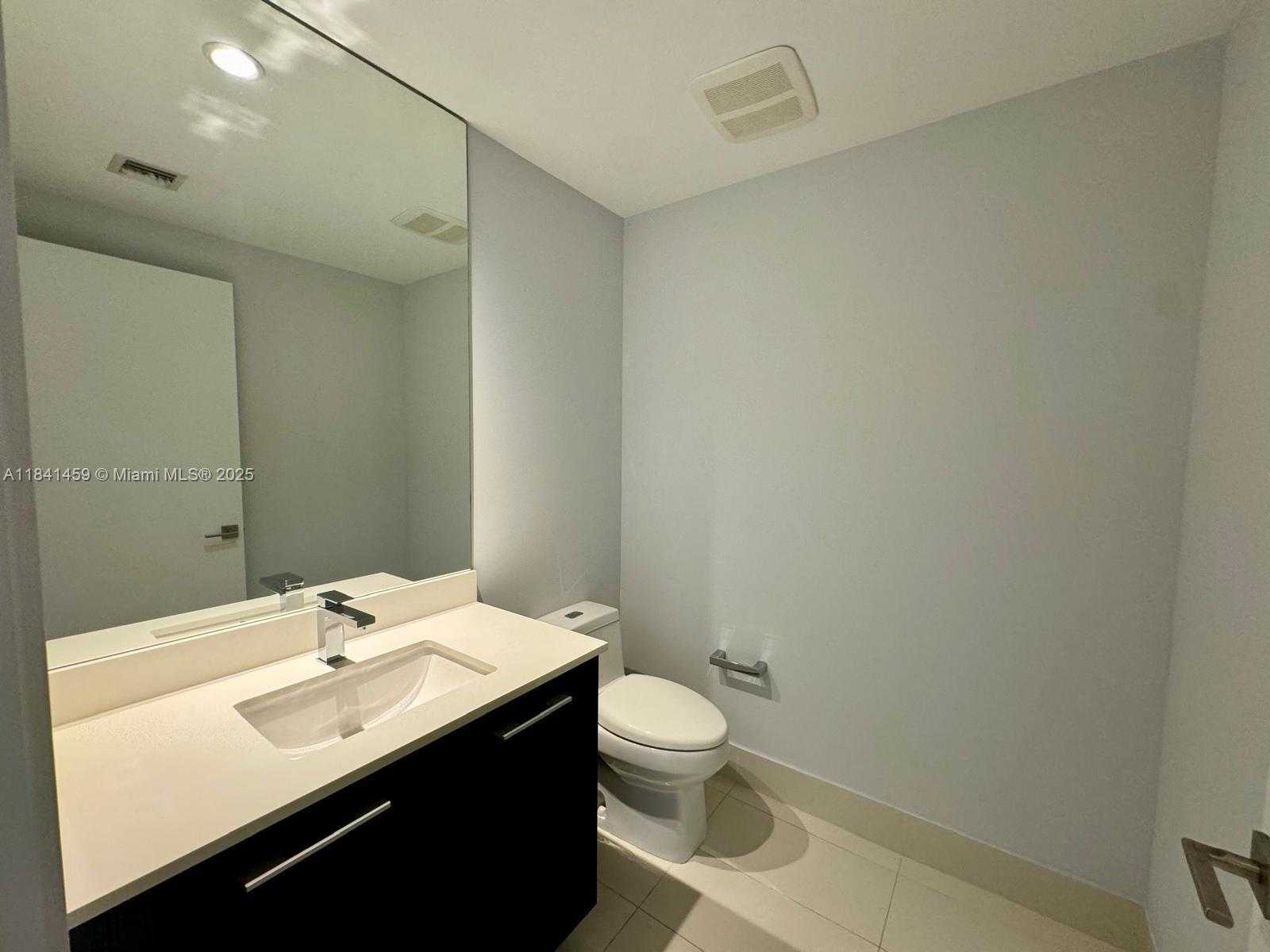 Small Image of 45 SOUTH WEST 9TH STREET #2610, Miami Number 31