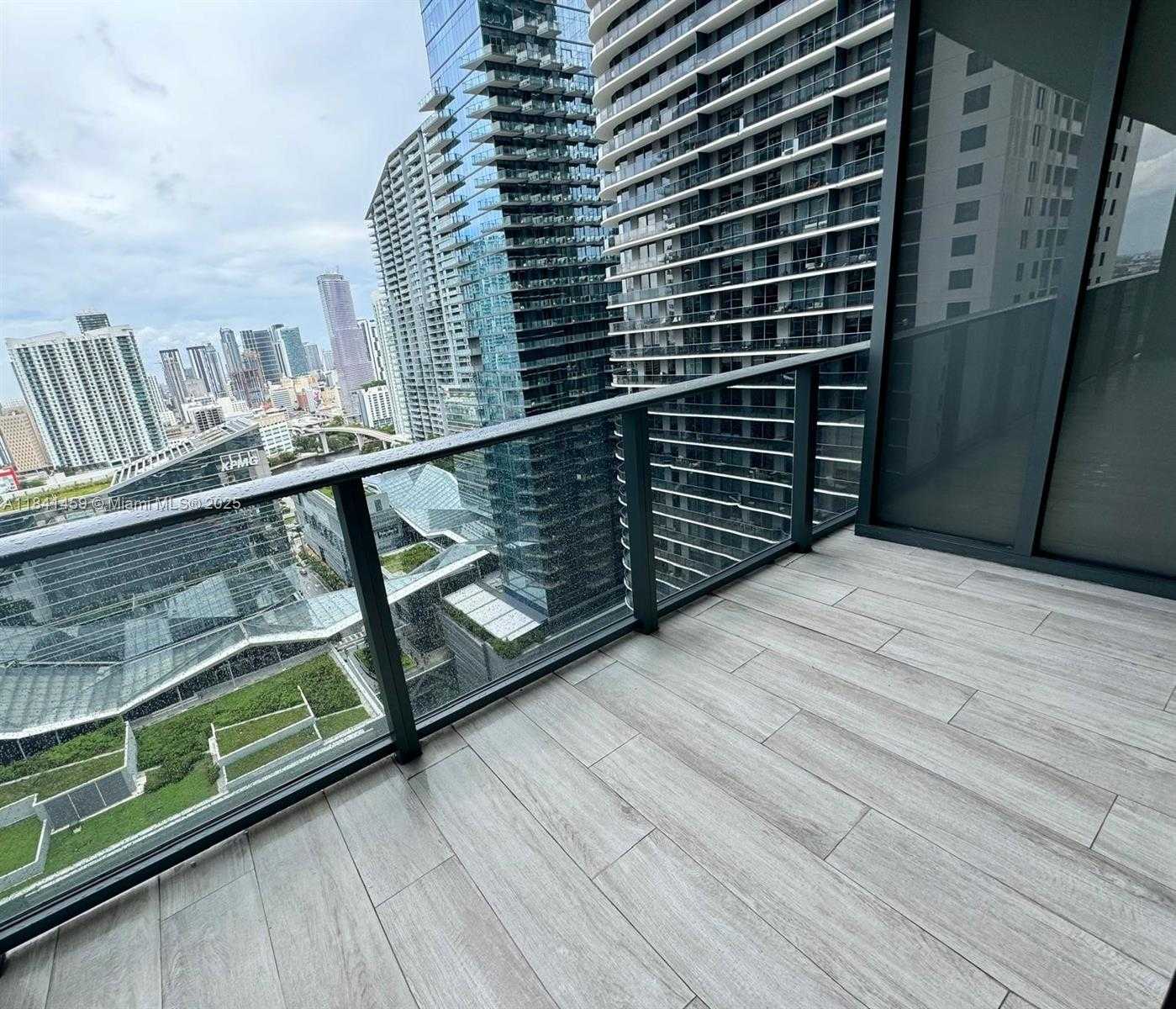 Small Image of 45 SOUTH WEST 9TH STREET #2610, Miami Number 5