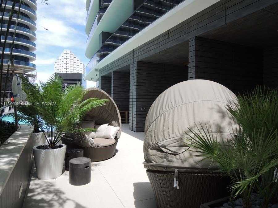 Small Image of 45 SOUTH WEST 9TH STREET #2610, Miami Number 61