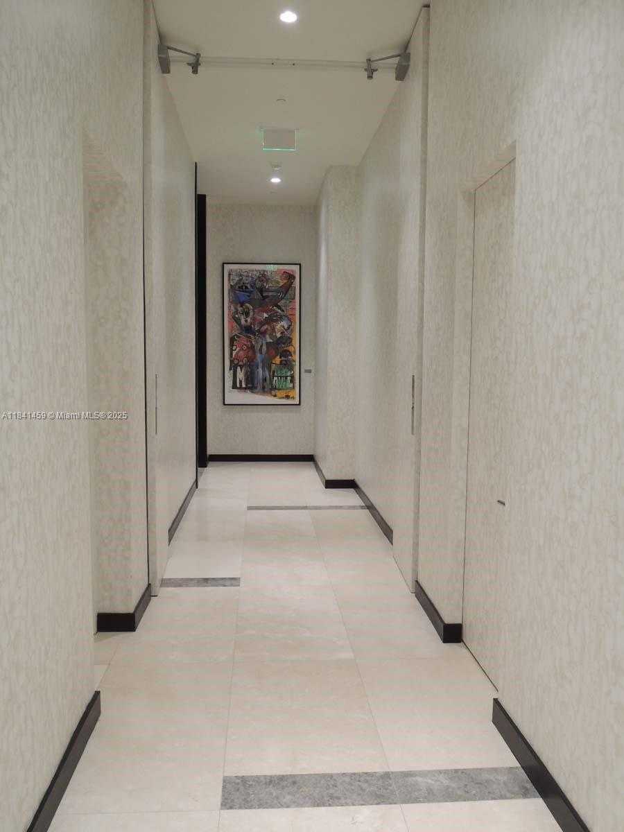 Small Image of 45 SOUTH WEST 9TH STREET #2610, Miami Number 9