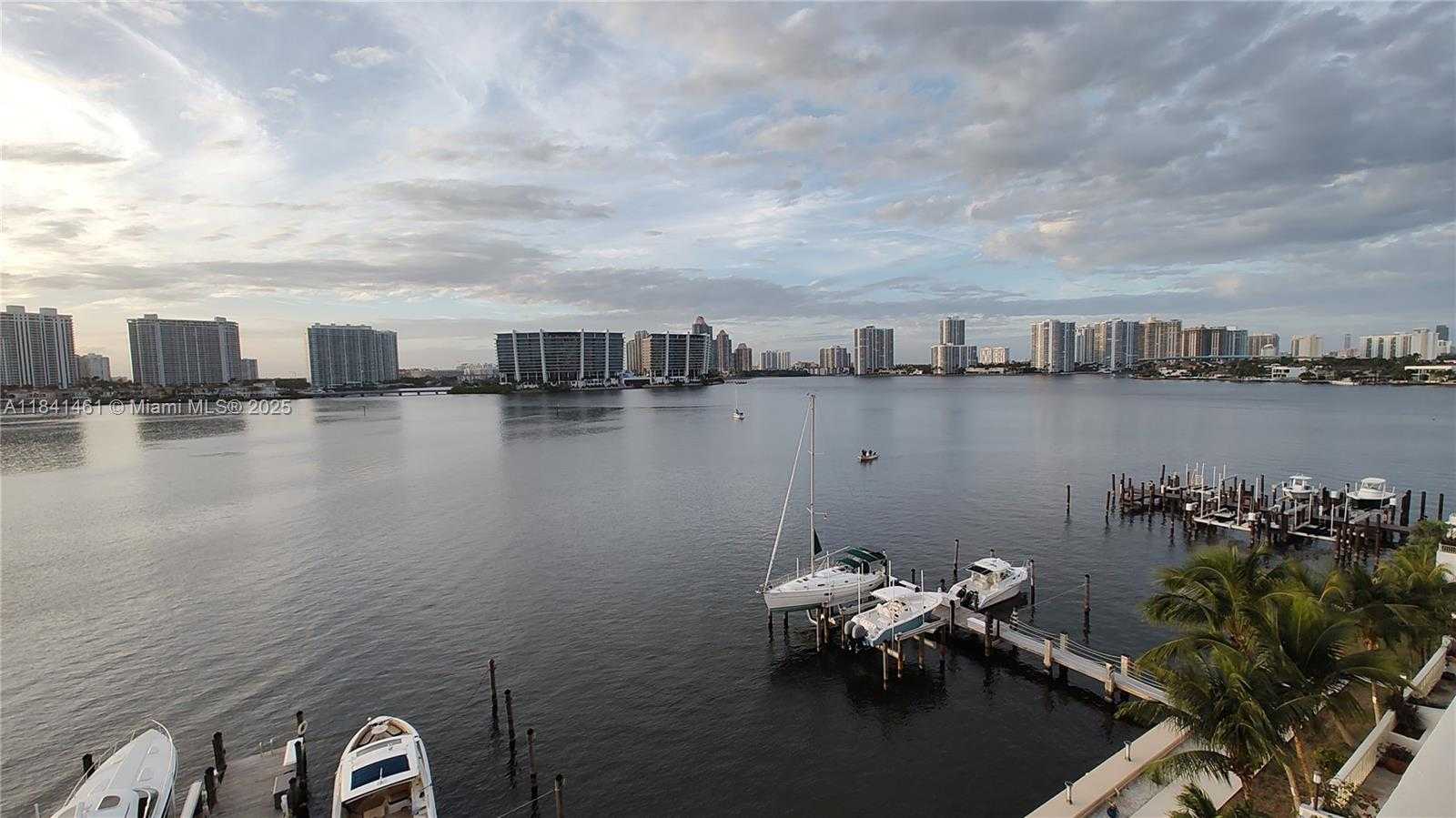 Small Image of 17900 NORTH BAY RD #PH3, Sunny Isles Beach Number 3
