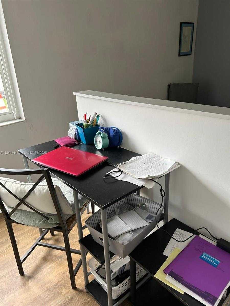Small Image of 250 180TH DR #108, Sunny Isles Beach Number 8