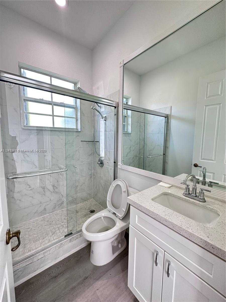Small Image of 11123 NORTH WEST 71ST TER, Doral Number 17