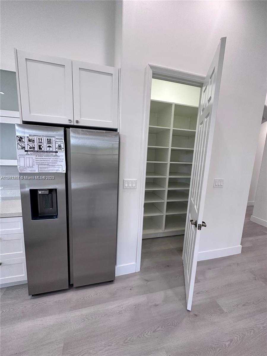 Small Image of 11123 NORTH WEST 71ST TER, Doral Number 4