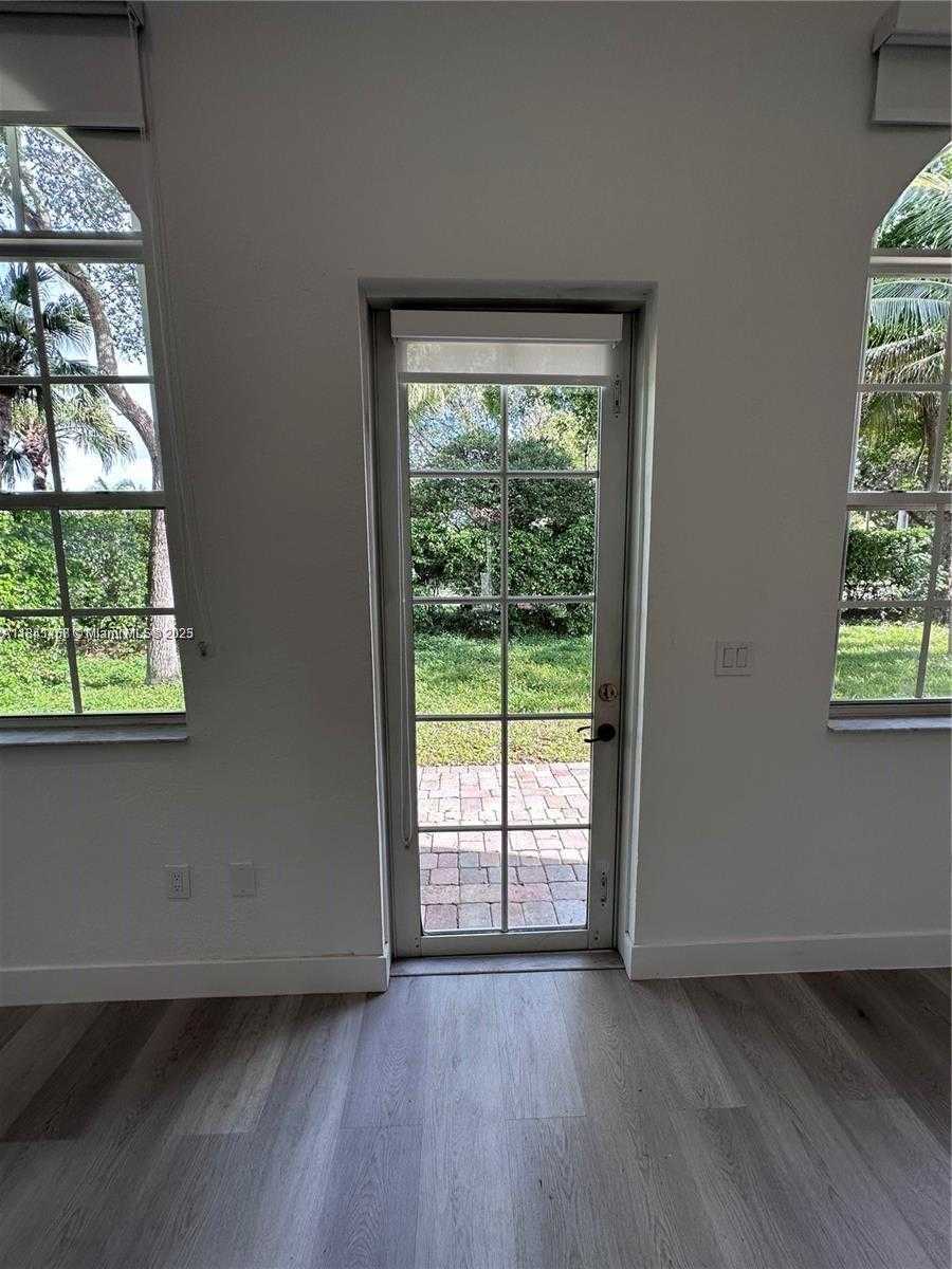 Small Image of 11123 NORTH WEST 71ST TER, Doral Number 40