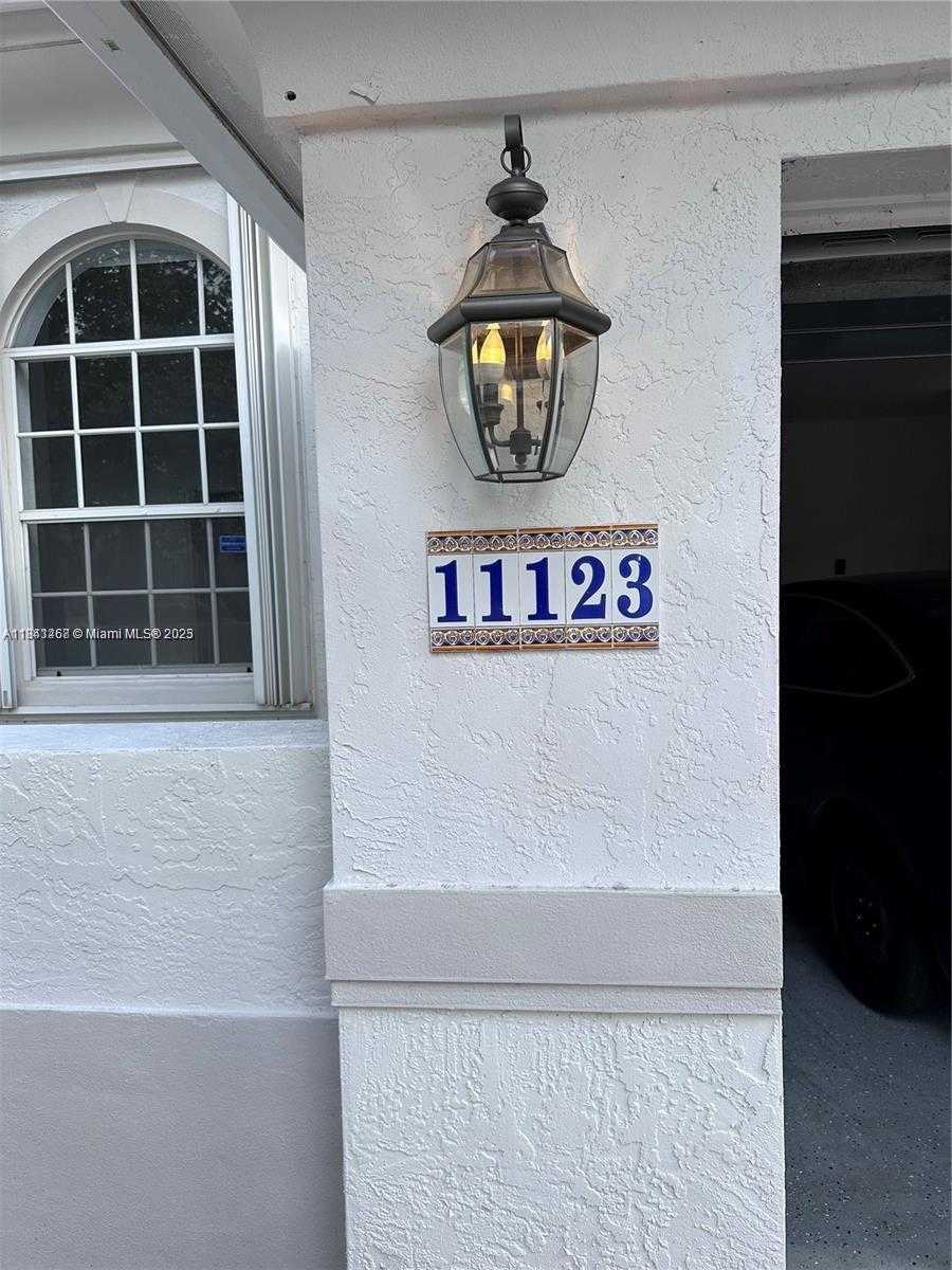 Small Image of 11123 NORTH WEST 71ST TER, Doral Number 52