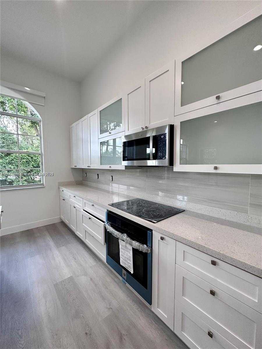 Small Image of 11123 NORTH WEST 71ST TER, Doral Number 6