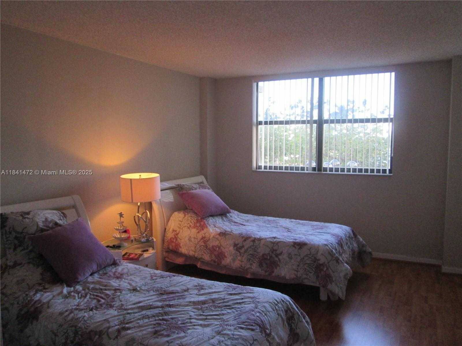 Small Image of 290 174TH ST #408, Sunny Isles Beach Number 14